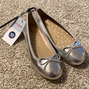 Cat & Jack Silver Flats